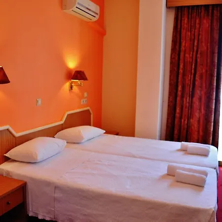 Hotel Iniohos 3*